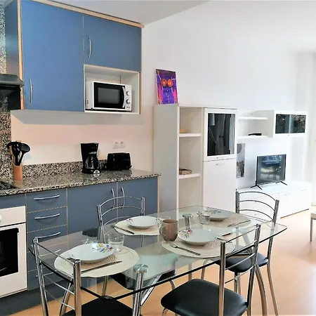 Espacioso En Zona Tranquila Con Piscina Salada Abierta Todo El Ano Y Wifi Gratuito - Es-258-107 Roses